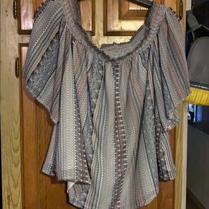 Off shoulder shirt